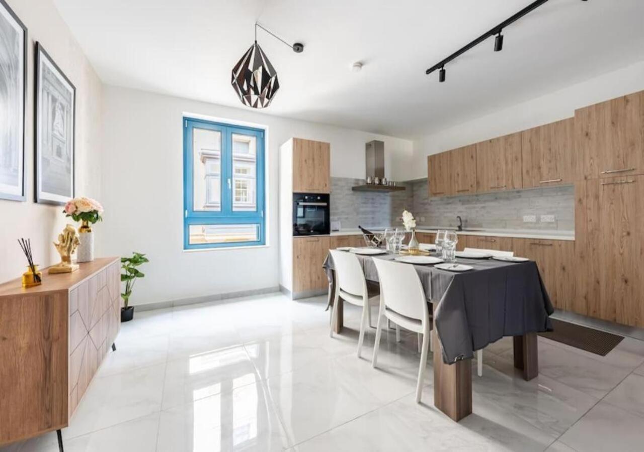 Sea View Luxury Apartment Brand New In Valletta Exterior foto